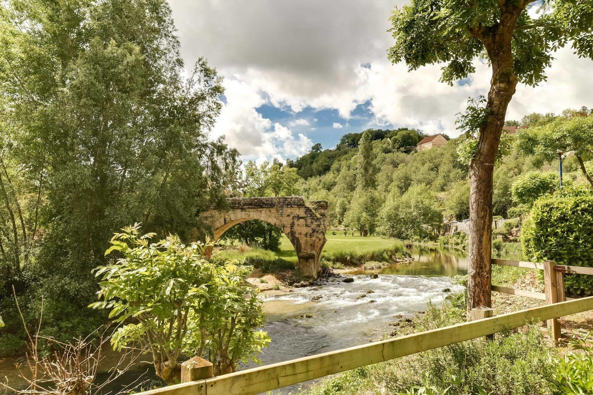 Le Pont De L'Ouysse Hotel Lacave  Buitenkant foto